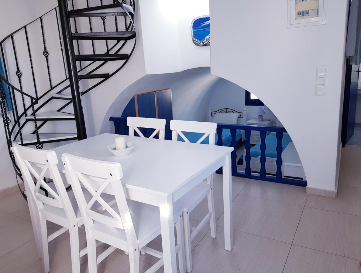 White & Blue Apartment Perivolos  Exterior photo