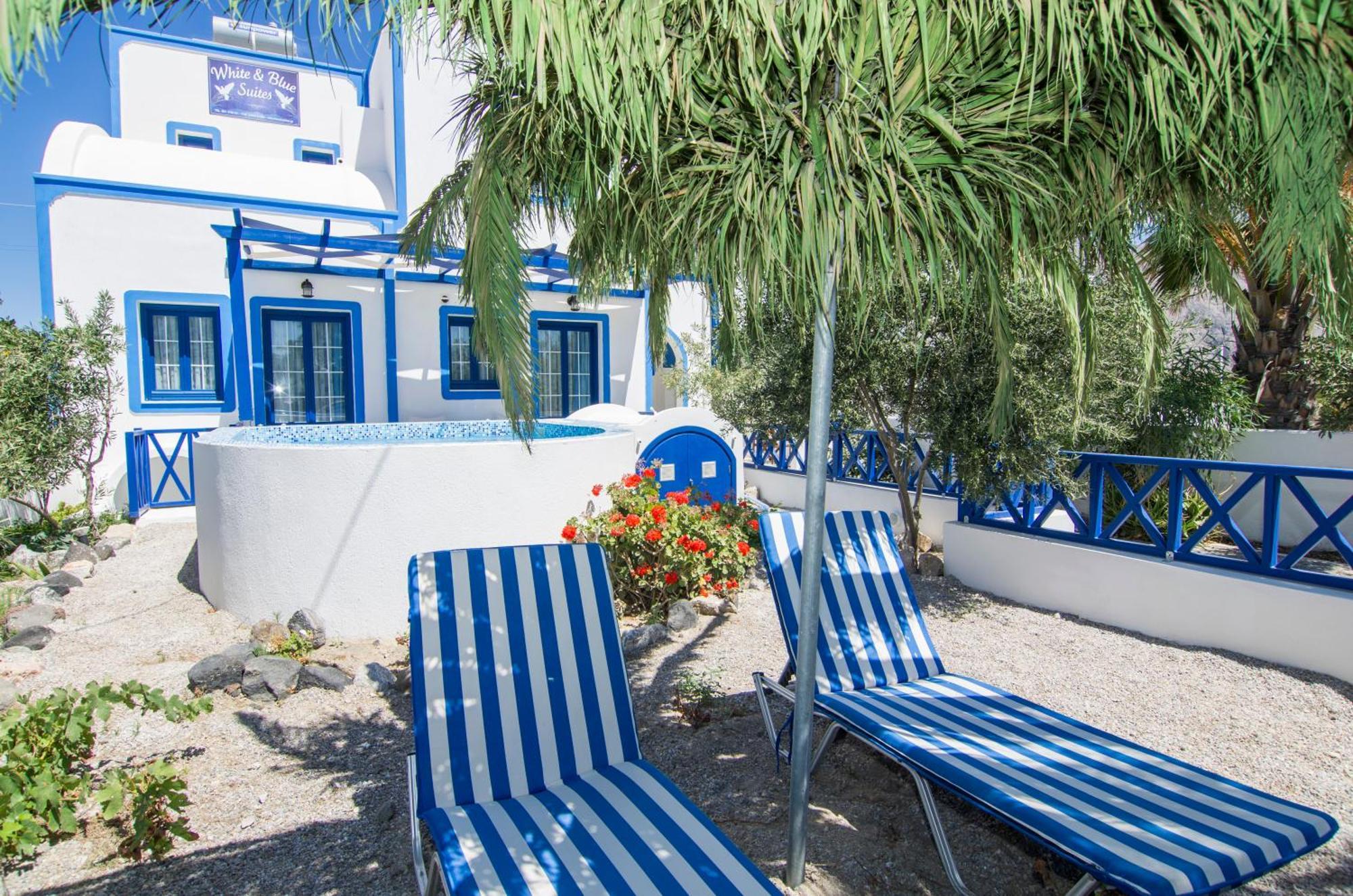 White & Blue Apartment Perivolos  Room photo